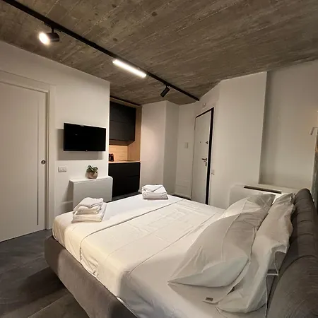 Elegant Bike&Moto Haven Villa Gavardo Exterior photo