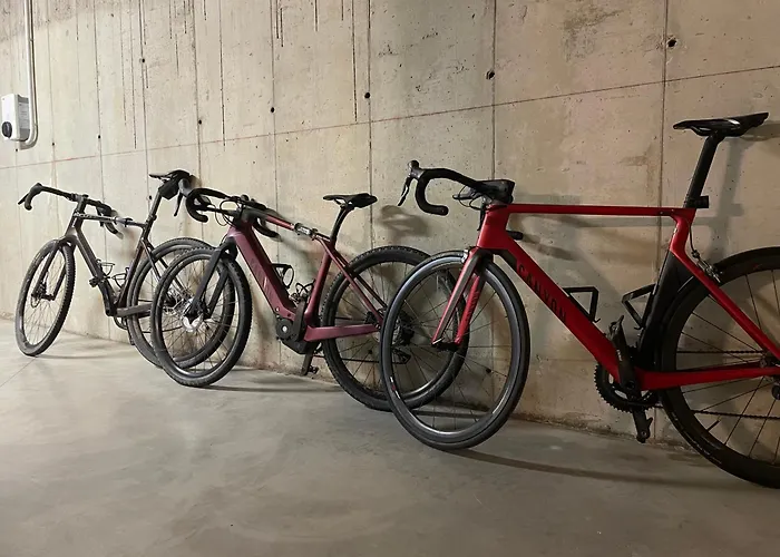 Elegant Bike&Moto Haven